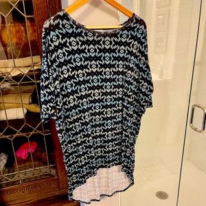 Lularoe tunic